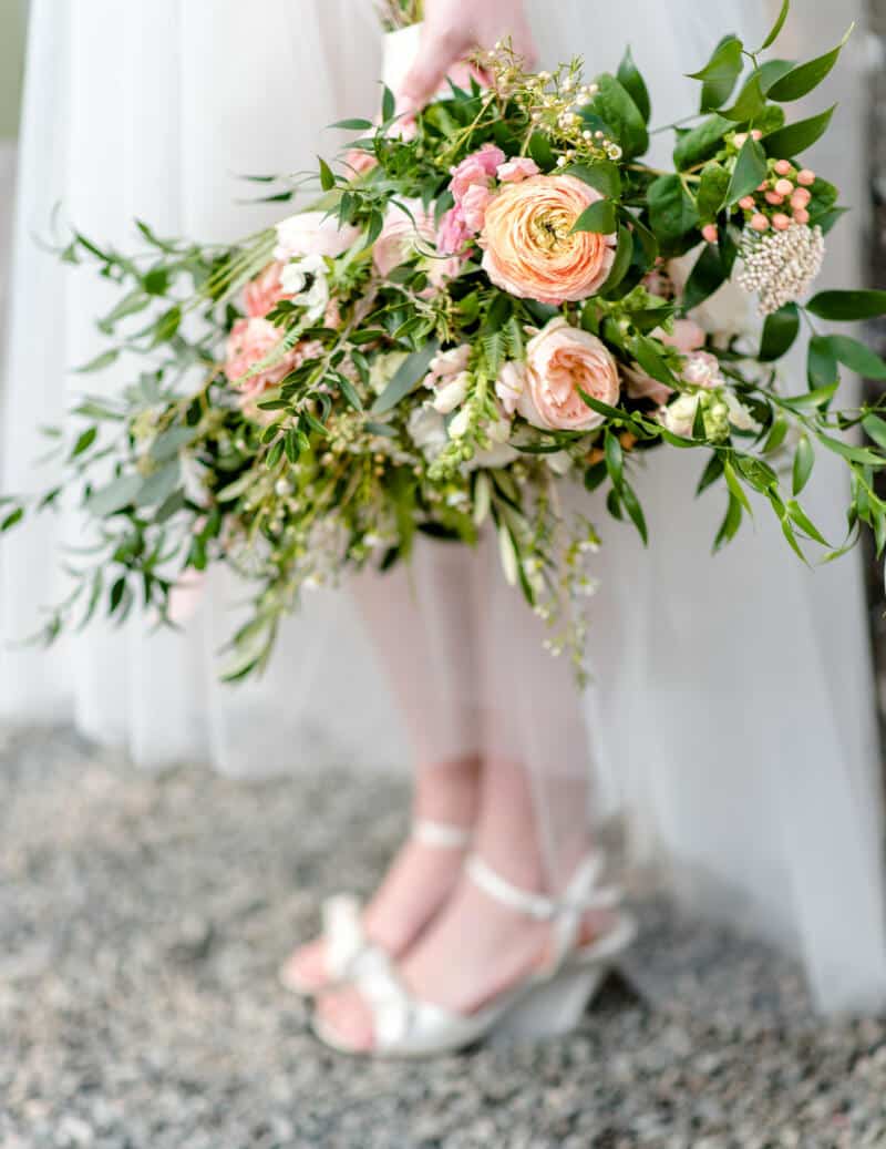 Organic peach bouquet