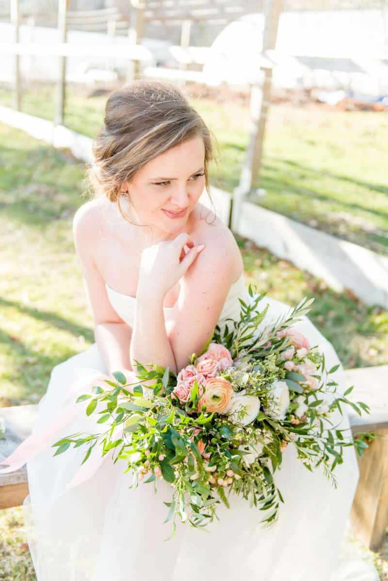 Bride with rustic bouquet